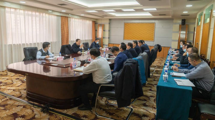 省政府國(guó)資委黨委書記、主任吳萬華到蘭州飯店調(diào)研
